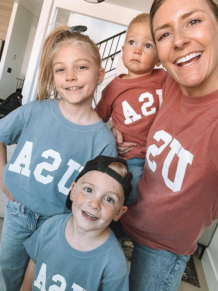 Kids USA Graphic Tee | Matching Mama & Mini Patriotic Shirt