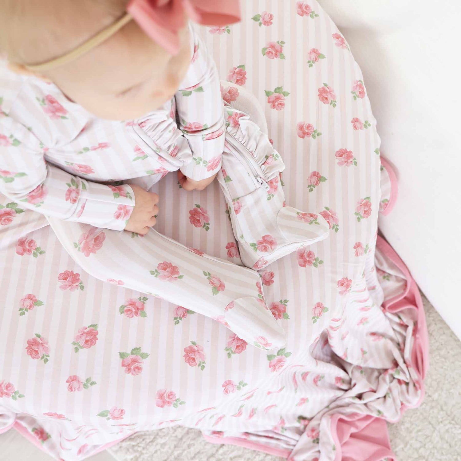 Rosy & Cozy Double Sided Bamboo Blanket