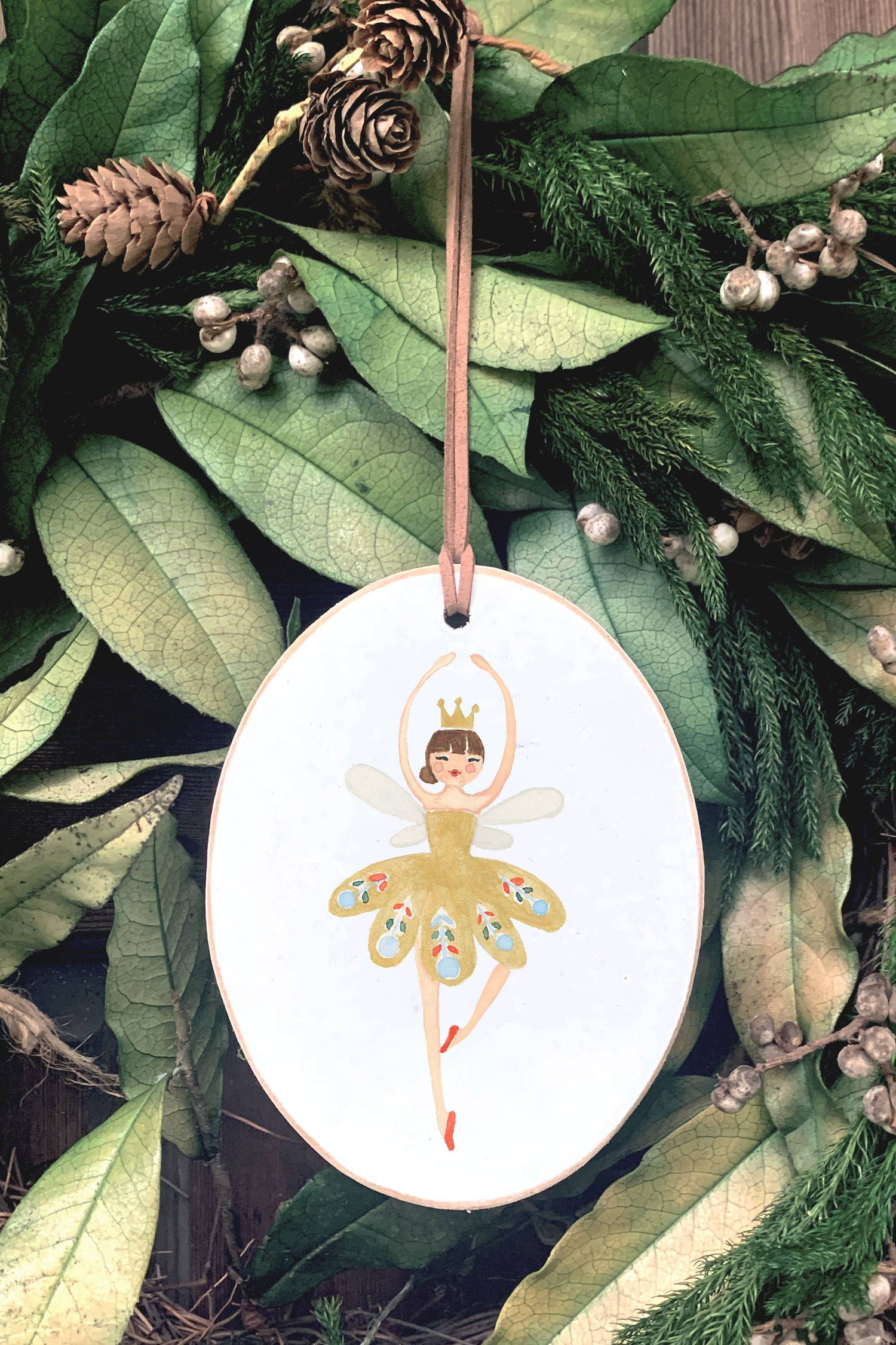 Little Girl Gift, Gold Ballerina, Dancers, Wooden Ornament